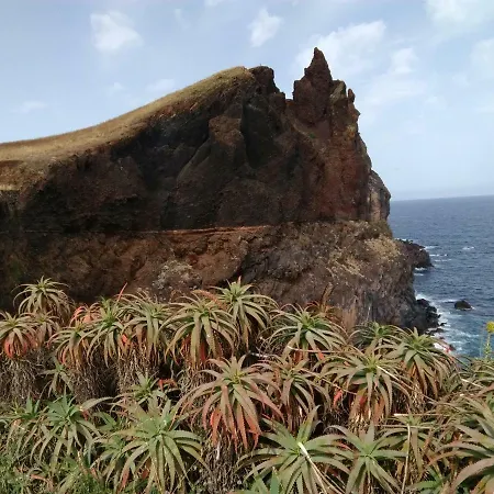 Beachfront House Atalaia Canico (Madeira)