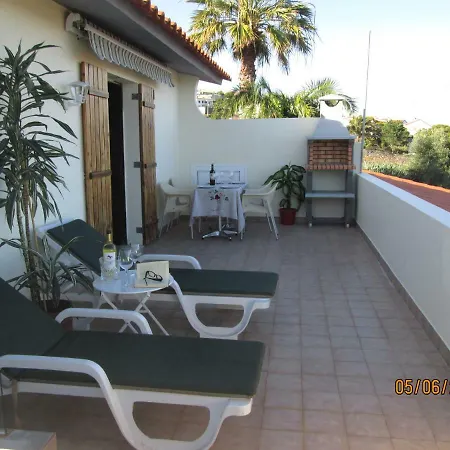 Beachfront House Atalaia * Caniço