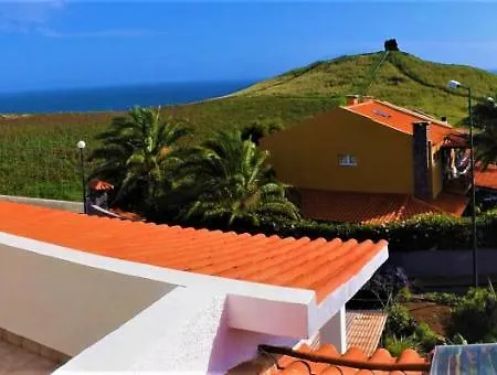 Beachfront House Atalaia * Caniço