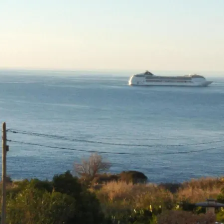 Beachfront House Atalaia Caniço