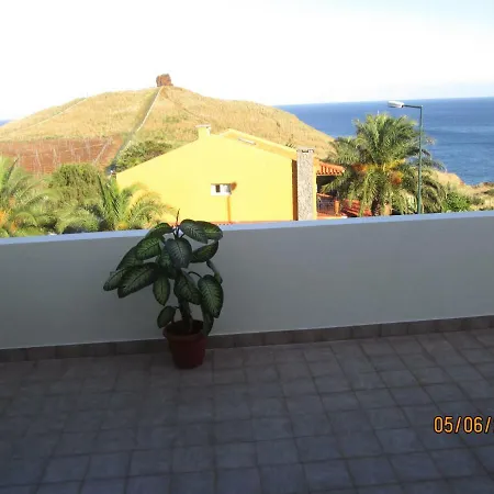 Apartment Beachfront House Atalaia *