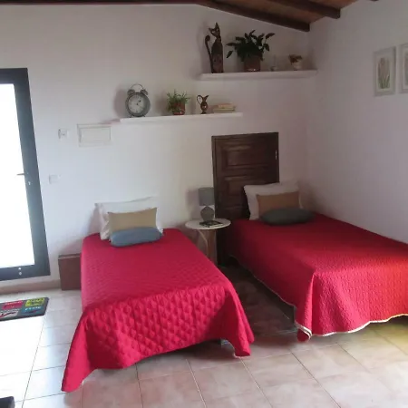 Beachfront House Atalaia Appartement Caniço