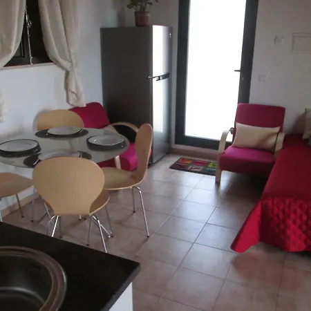 Beachfront House Atalaia Apartment