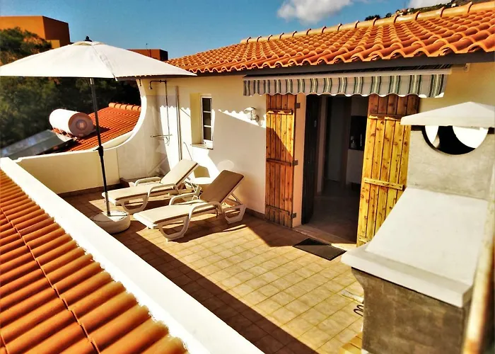 Beachfront House Atalaia 公寓 *