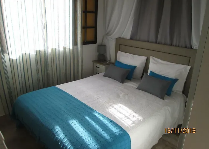 Beachfront House Atalaia