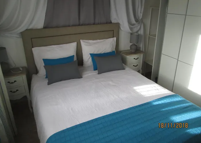 Beachfront House Atalaia